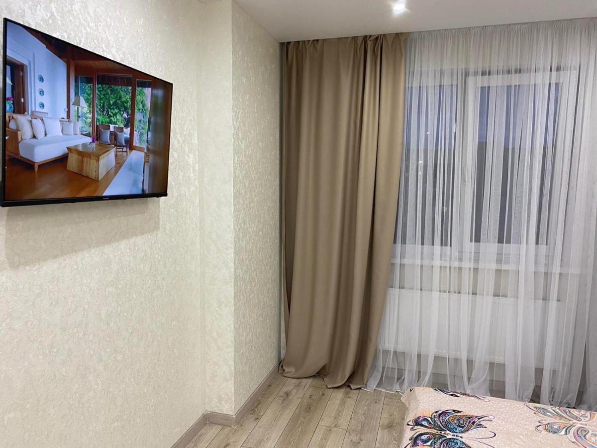 Люкс Апартаменты .Район Автовокзала,В Жк Арена Rivne Esterno foto